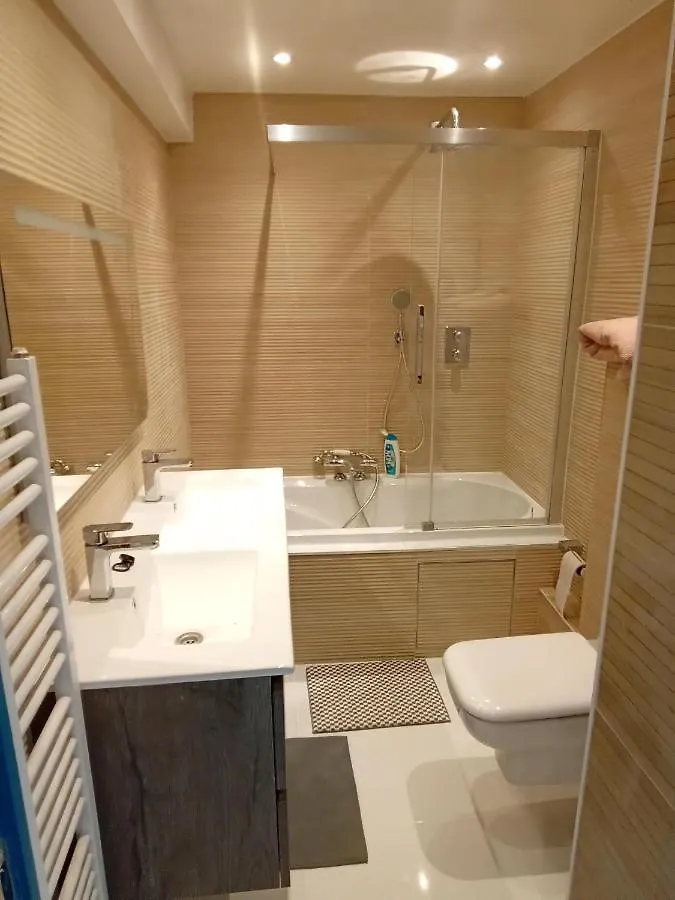 Liege Centre Mediacite Appartement Possible Parking Terrasse Immense 8Eme Pour 2 Personnes Бельгия