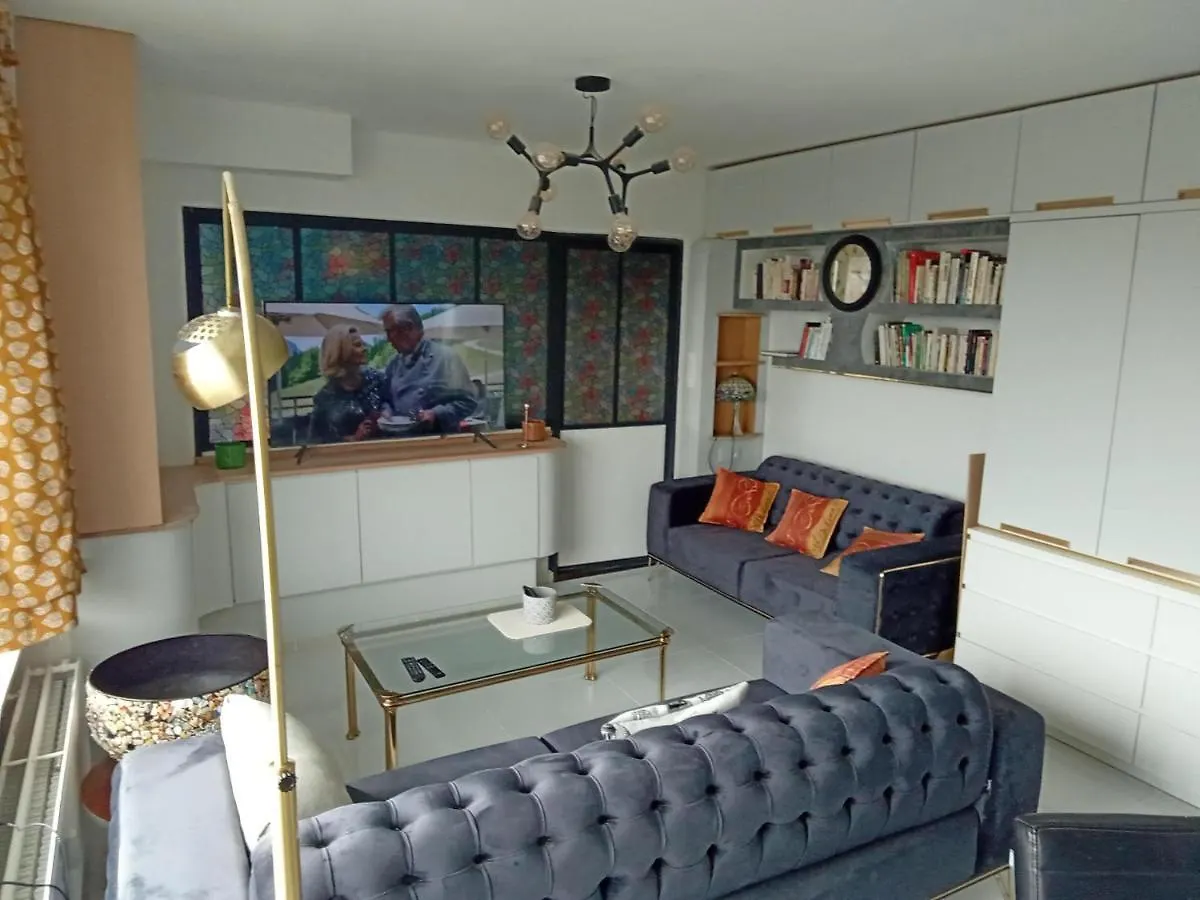 Liege Centre Mediacite Appartement Possible Parking Terrasse Immense 8Eme Pour 2 Personnes Бельгия